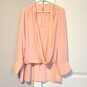 Tristan ladies top, never worn, large size , pink,long sleeves and light